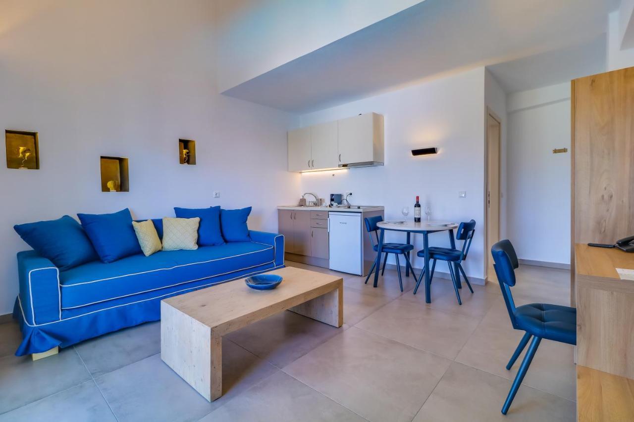 Theros Villas & Suites Chrisi Ammoudia Esterno foto