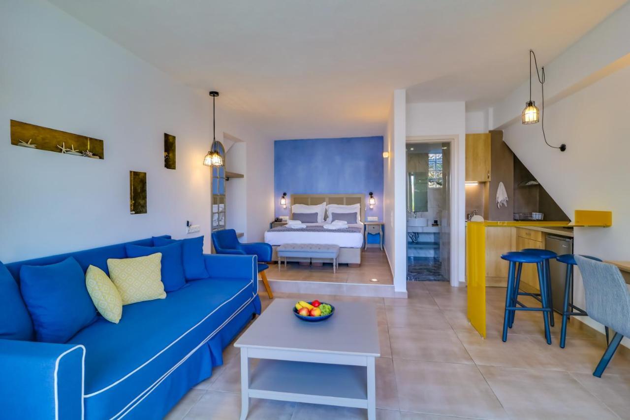 Theros Villas & Suites Chrisi Ammoudia Esterno foto