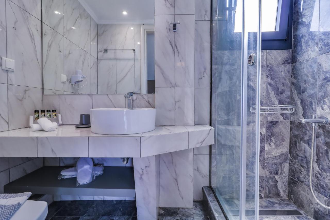 Theros Villas & Suites Chrisi Ammoudia Esterno foto