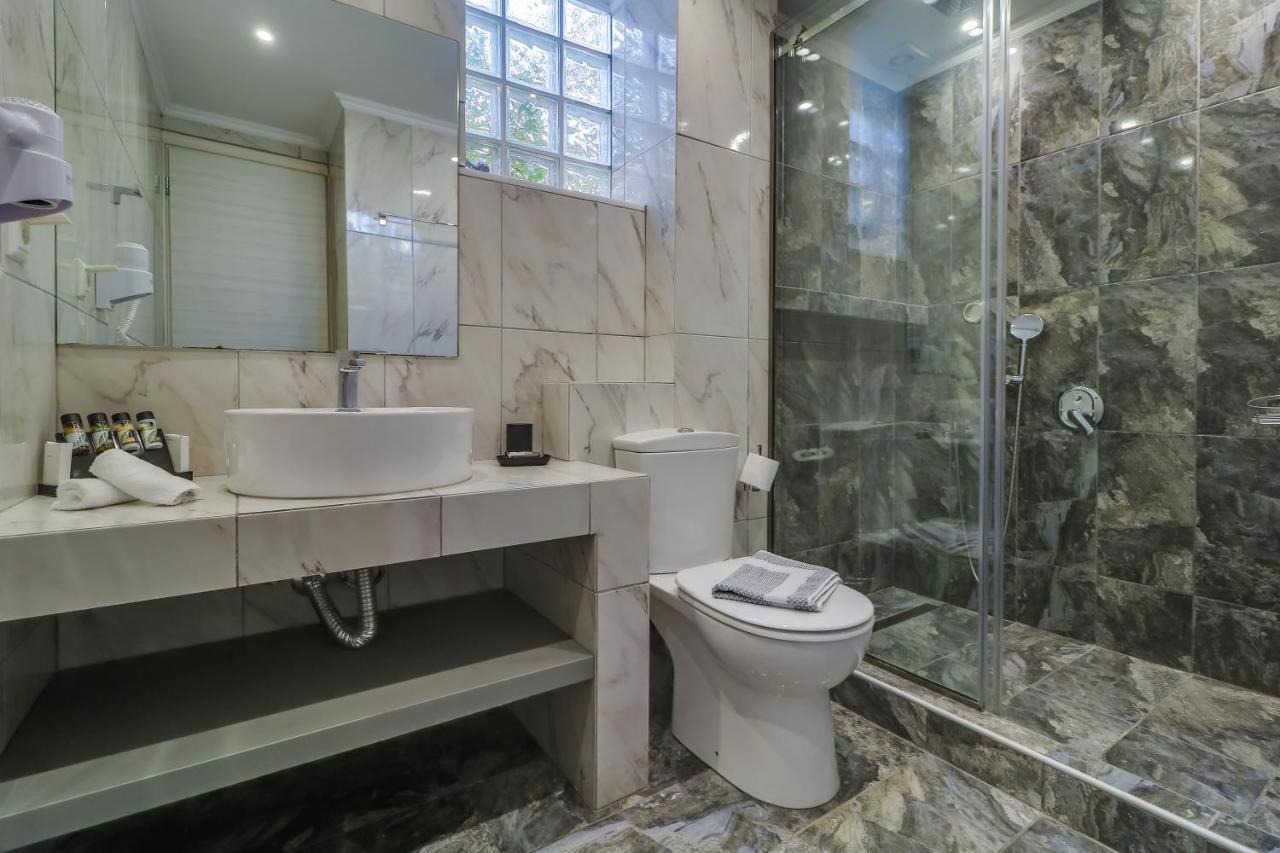 Theros Villas & Suites Chrisi Ammoudia Esterno foto