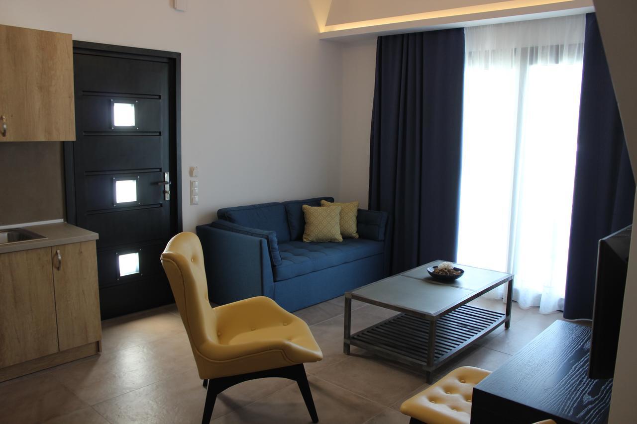 Theros Villas & Suites Chrisi Ammoudia Esterno foto